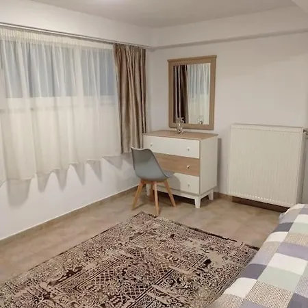 Alex House Appartement *
