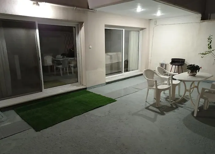 Alex House Apartmán